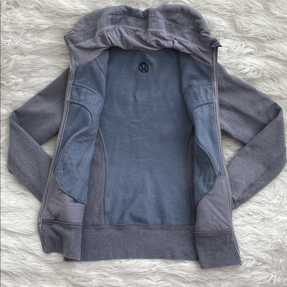 Lululemon | Cuddle Up Jacket - Picture 14 of 16